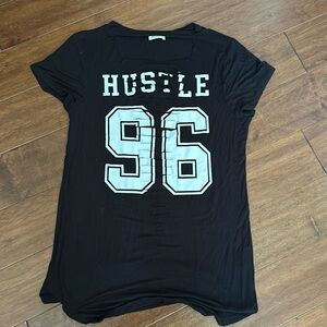 Black t-shirt size xl